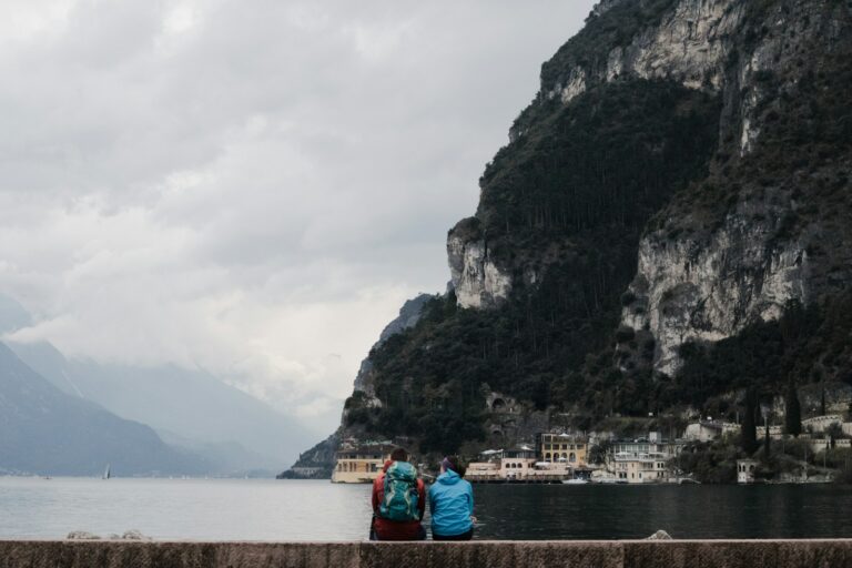 How to Find Travel Companions for Solo Trips (Without the Headaches)
